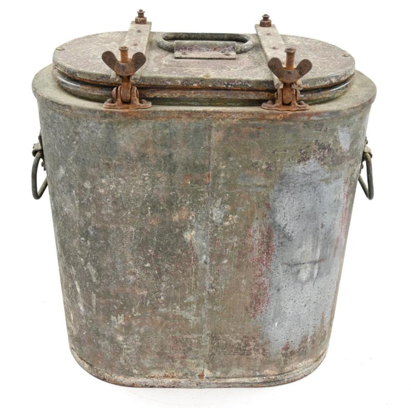 German WH Camo Soup Container with spoon