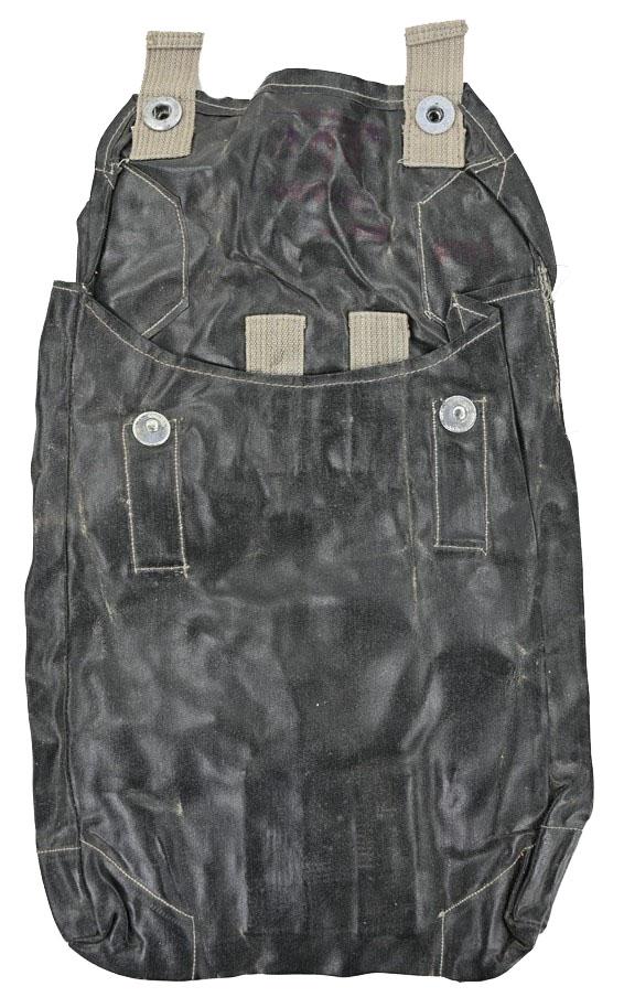 German WH M31 Gascape Pouch