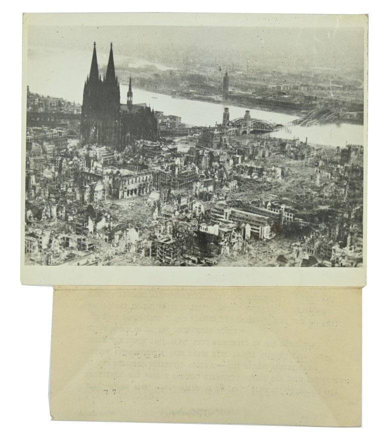 US WW2 Press Photo 'Cologne 1945'