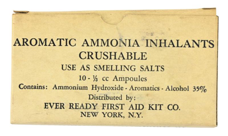 US WW2 Ammonia Inhalants package