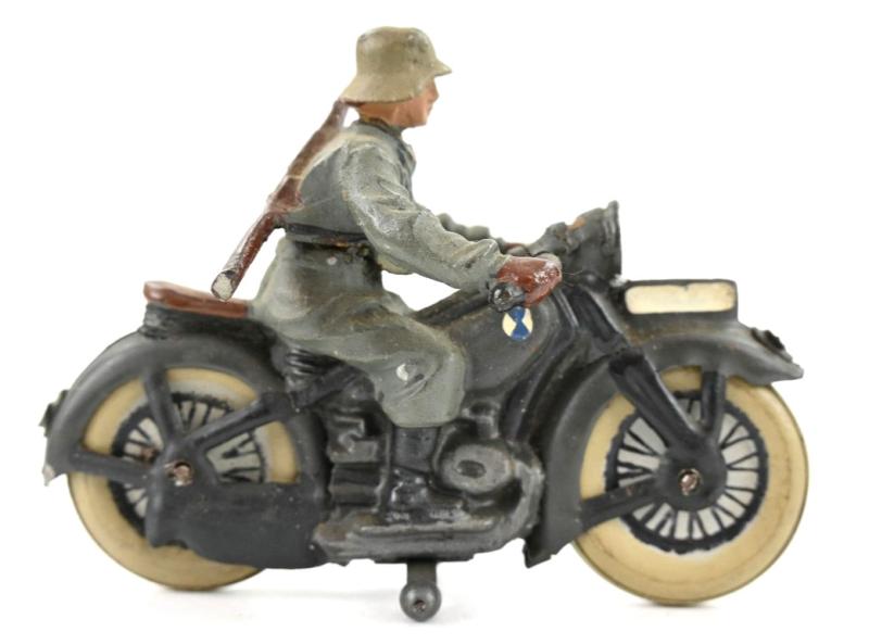 German Lineol Toy Figure 'Wehrmacht Motorradfahrer'