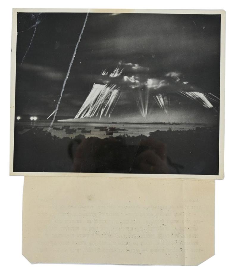 US WW2 Press Photo 'Anti-Aircraft Leyte Philippines'