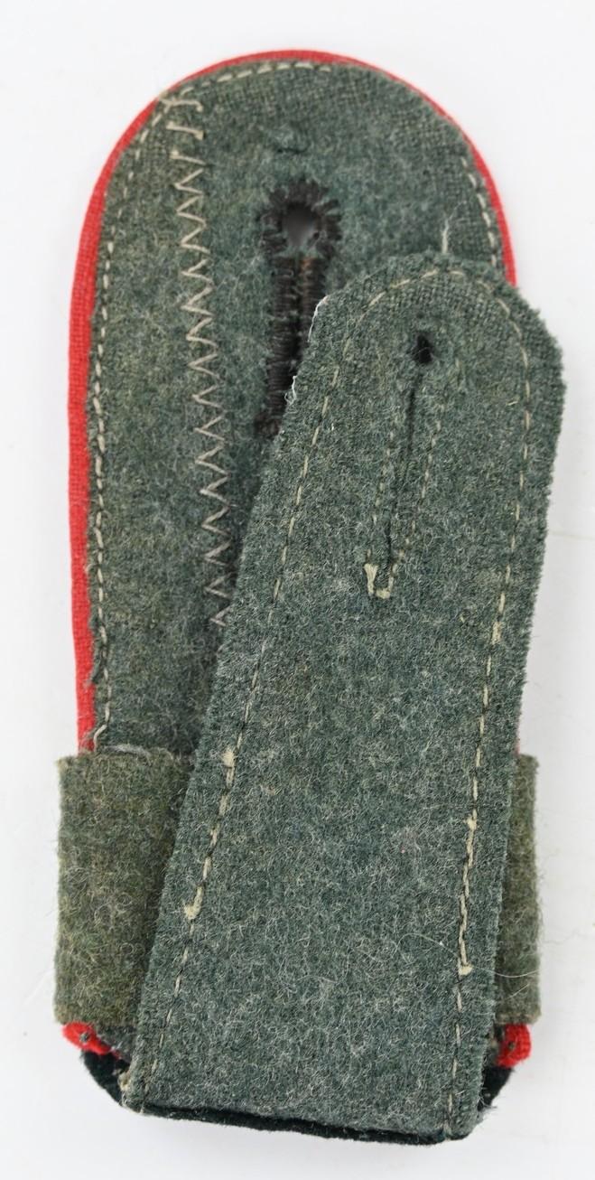 German WH EM Single Shoulderboard Artillery Rgt. 3