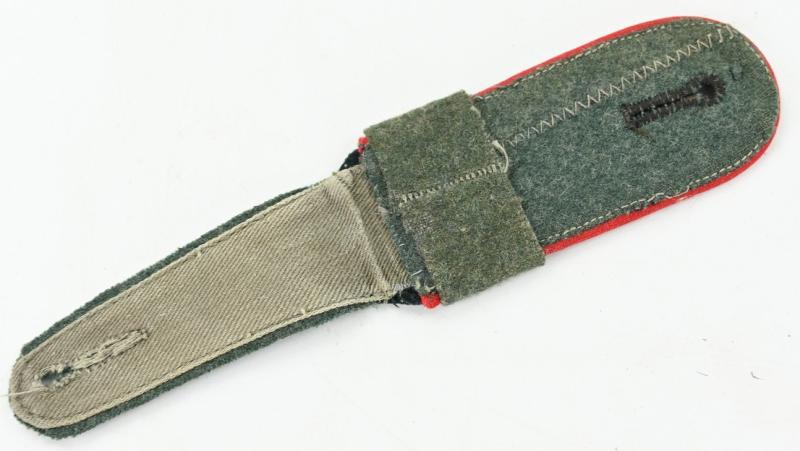 German WH EM Single Shoulderboard Artillery Rgt. 3
