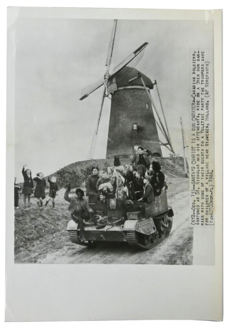 Allied WW2 Press Photo 'Santa Claus' Wijchen Holland