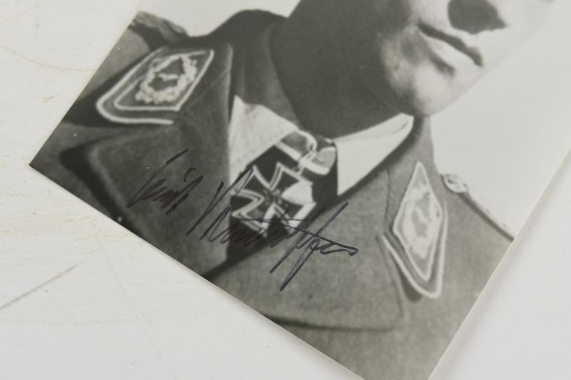 Signature of Luftwaffe KC-OLC & S Recipient 'Erich Rudorffer'