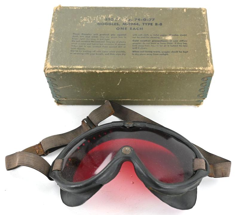 US WW2 M-1944 Flying Goggles in Case