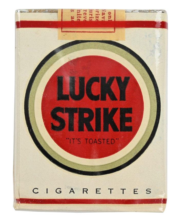 US WW2 Package of Lucky Strike Cigarets