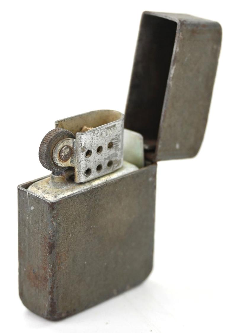 US WW2 Century Gray Crackle Lighter