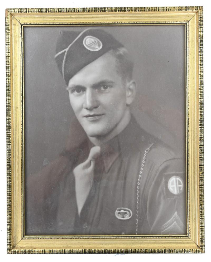 US WW2 82nd Airborne Division Paratrooper Portrait Picture in Frame