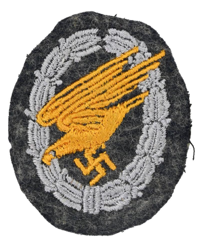 German LW Padded Paratrooper Cloth Badge