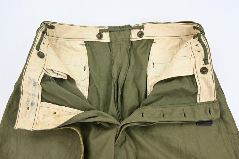 US WW2 M-1943 Combat Jacket and Trousers