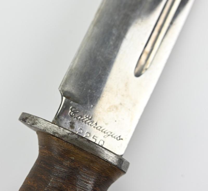 US WW2 Named Cattaraugus Q225 Fighting Knife '4th ENGINEER SPECIAL BRIGADE'