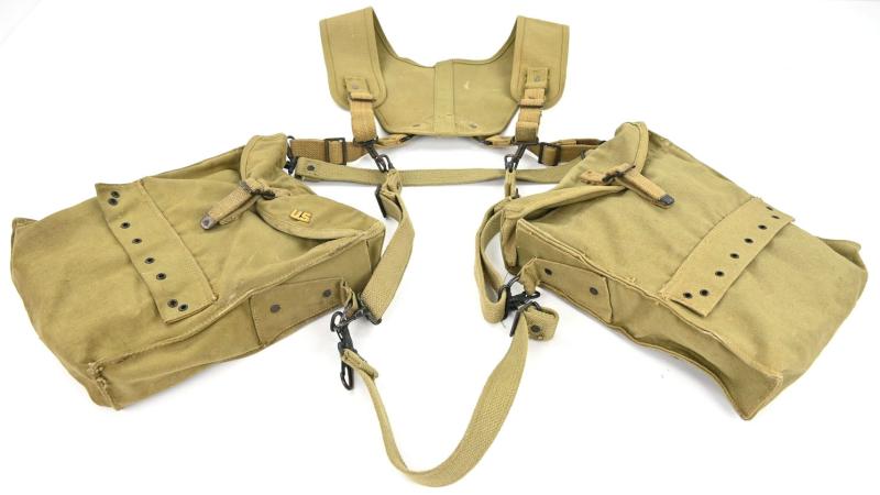 US WW2 Medic Set with Carrying Frame