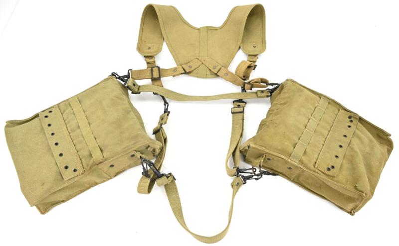 US WW2 Medic Set with Carrying Frame