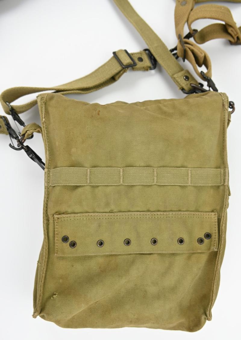 US WW2 Medic Set with Carrying Frame