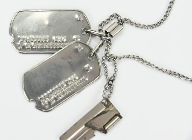 US WW2 Dog-Tag Set 'Lawrence E. Sauerbreit'