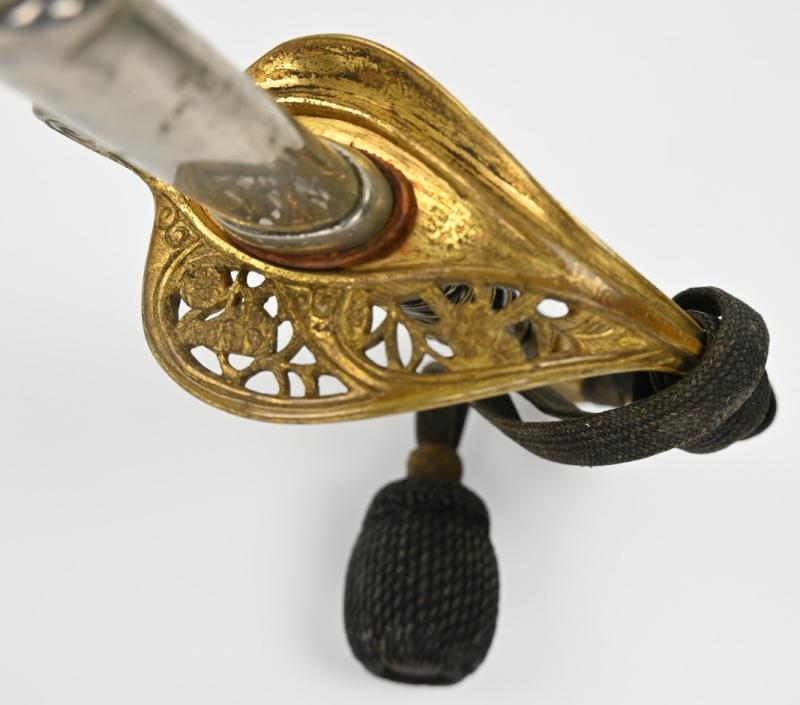 Imperial Japanese WW2 Infantry Officer Sword Type 19 Kyu-Gunto