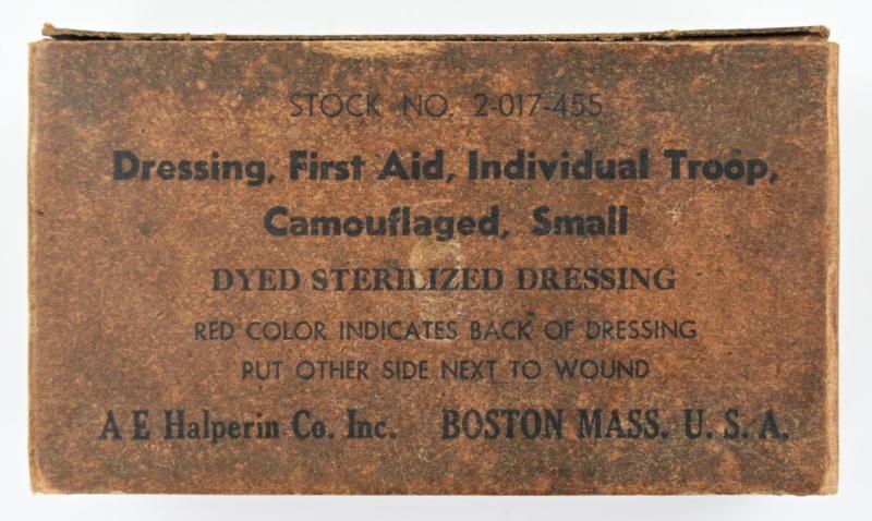US WW2 M-1924 First Aid Pouch with First Aid Dressing