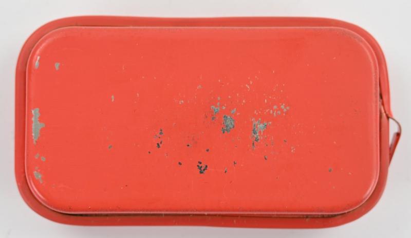 US WW2 M-1924 First Aid Pouch with First Aid Kit