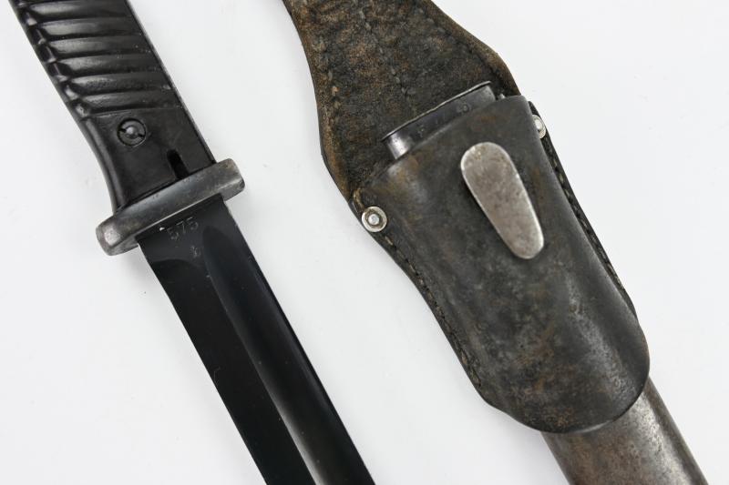 German WH K98 Bayonet with Frog