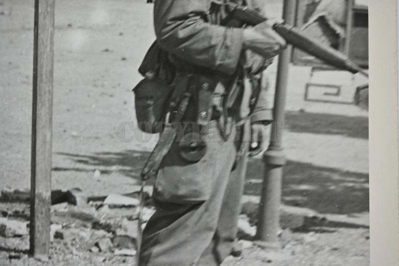 US WW2 101st Airborne Division, 401th GIR Press Picture Carentan