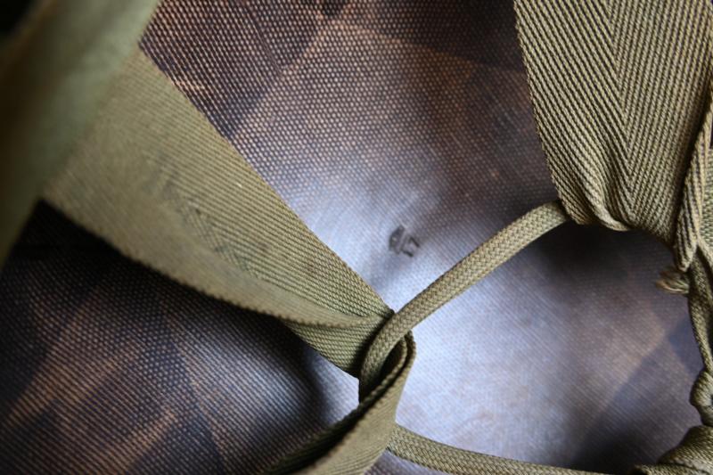 US WW2 M1 Helmet Liner '1st Lieutenant'