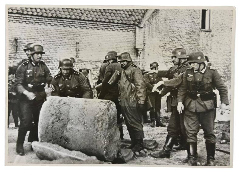 German WH Press Photo 'May 1940 Dutch Border'