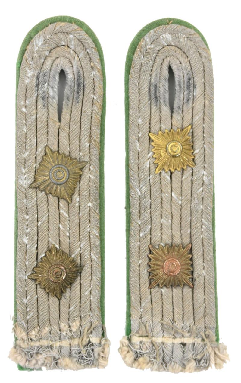 German WH Officer Shoulderboard Set
