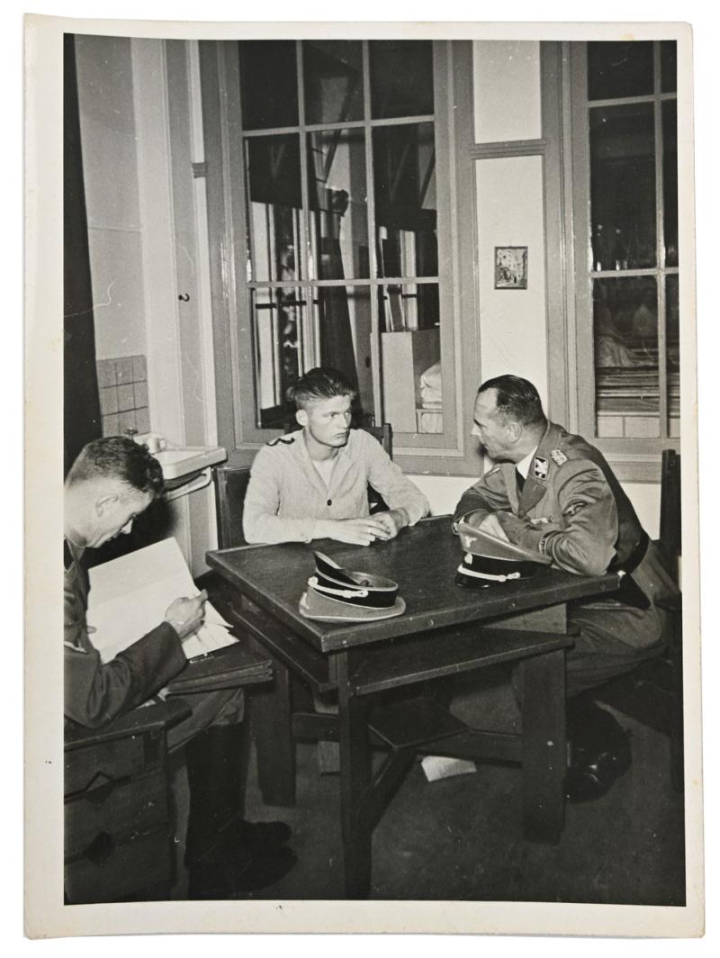Dutch Waffen-SS Press Photo 'Rauter'