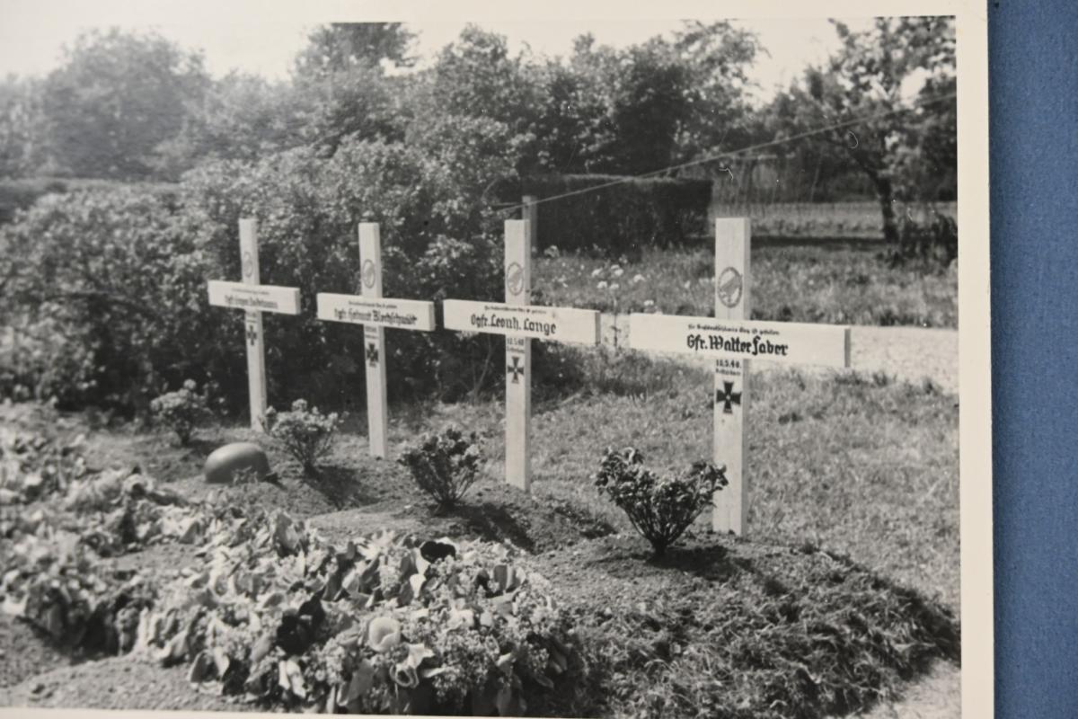 German LW FSJ Picture Album 'Holland'