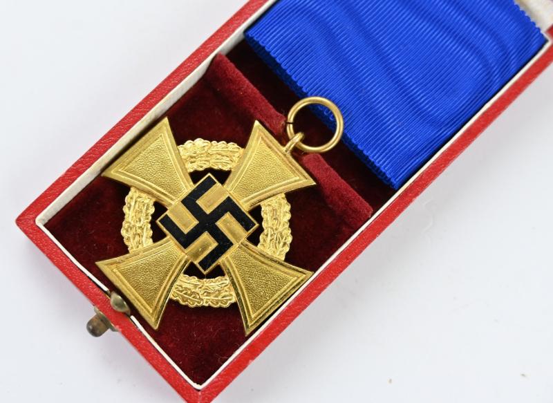 German 40 Years Faithful Service Medal in box