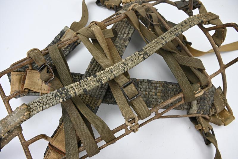 German WH Tragegestell 43 with Ersatz Straps