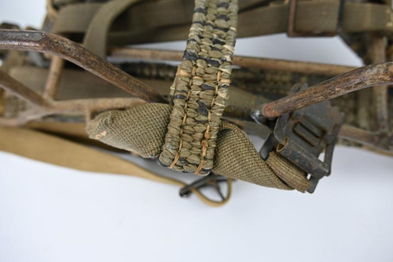 German WH Tragegestell 43 with Ersatz Straps