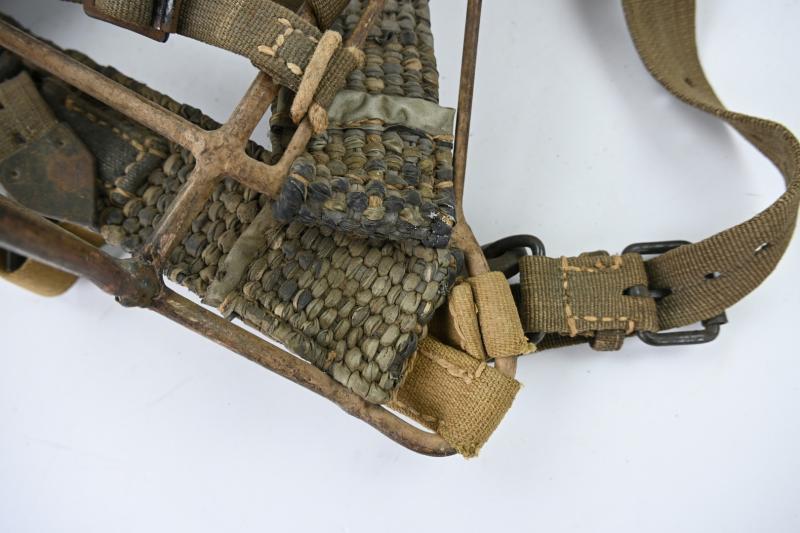 German WH Tragegestell 43 with Ersatz Straps
