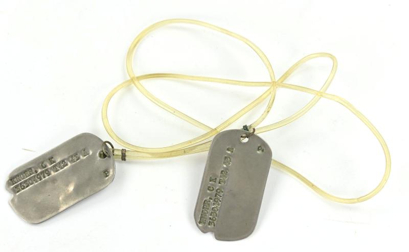 US WW2 Dog-tag Set 'C.W. Knorr''