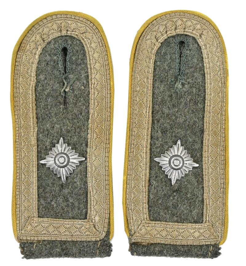 German WH NCO Shoulderboards 'Signal'