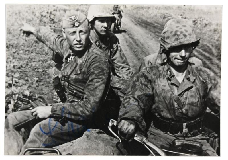 Signature of Waffen-SS Knight's Cross and Oakleaf Recipient 'Heinz Macher'