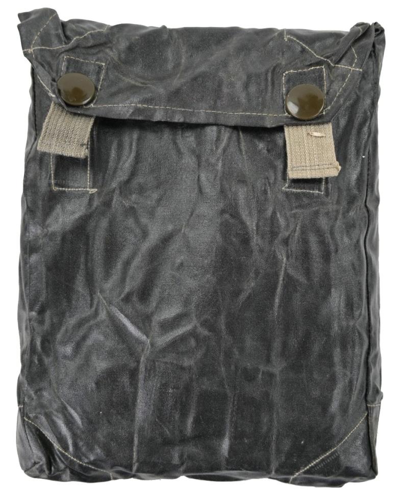 German WH M31 Gascape with Pouch
