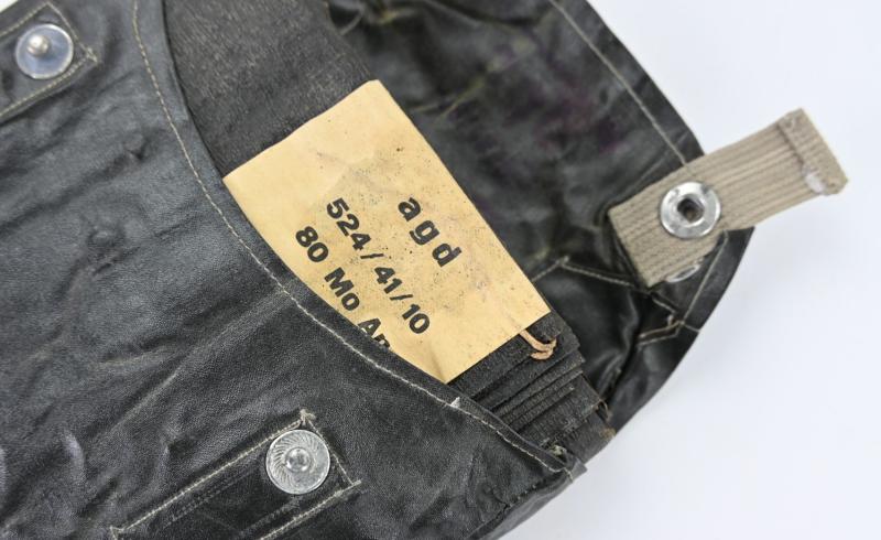 German WH M31 Gascape with Pouch