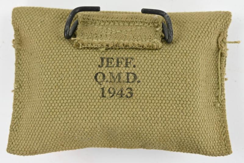 US WW2 M-1924 First Aid Pouch with First Aid Kit