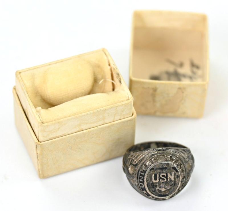 US Navy WW2 Ring