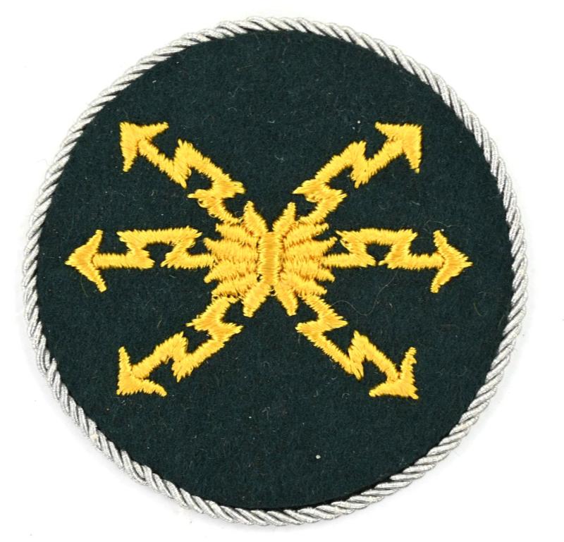 German WH Senior Radio Operator/ Signals Trade Badge