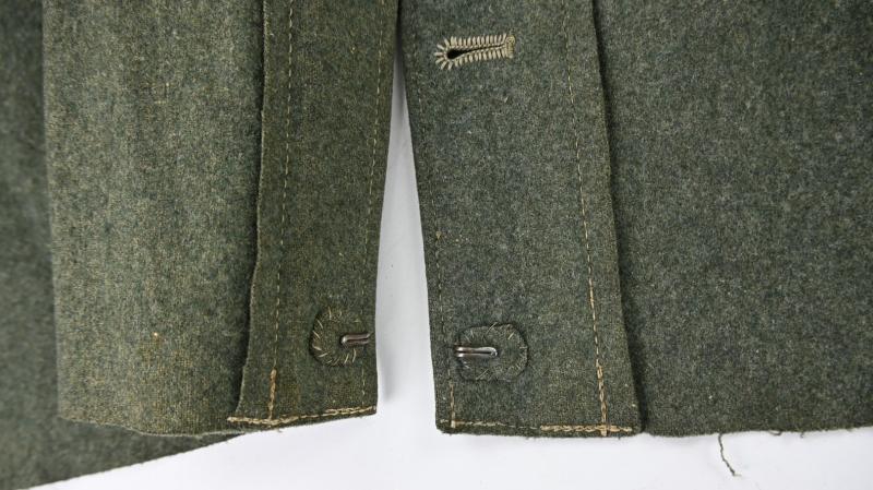German WH M40 Greatcoat