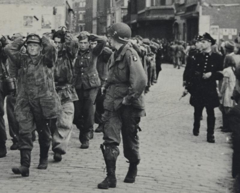 US WW2 101st Airborne Division POW Picture Market Garden