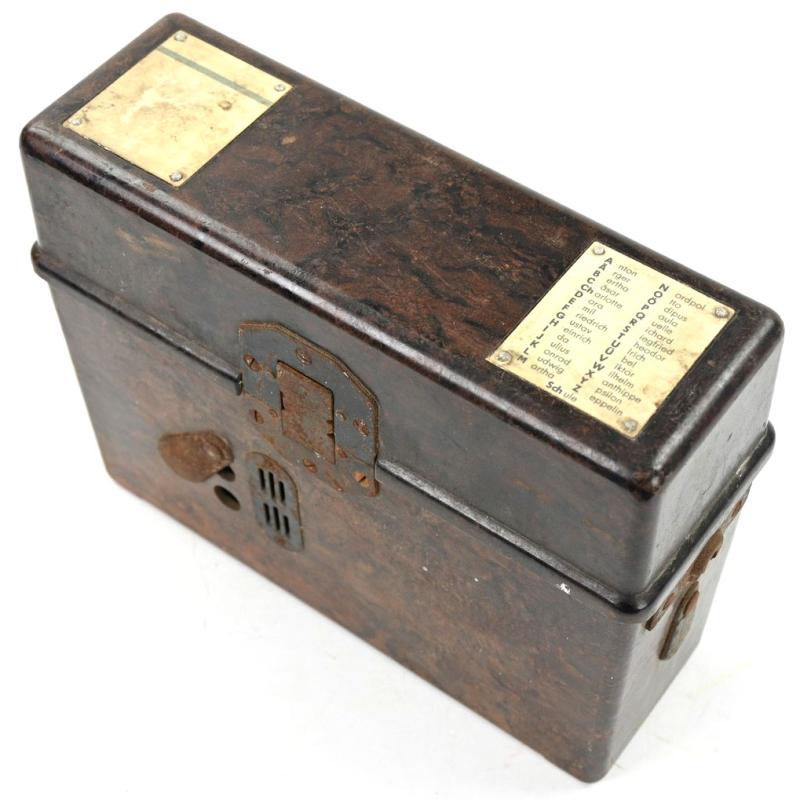 German WH FF33 Field Telephone Case