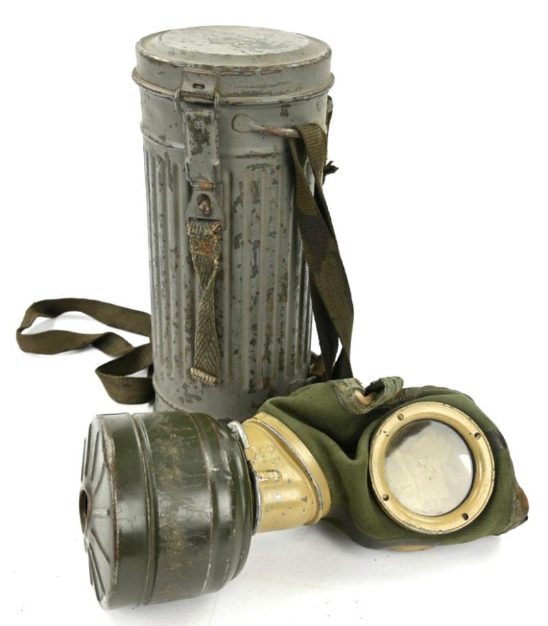 German KM Tropical Gasmask & Tornister
