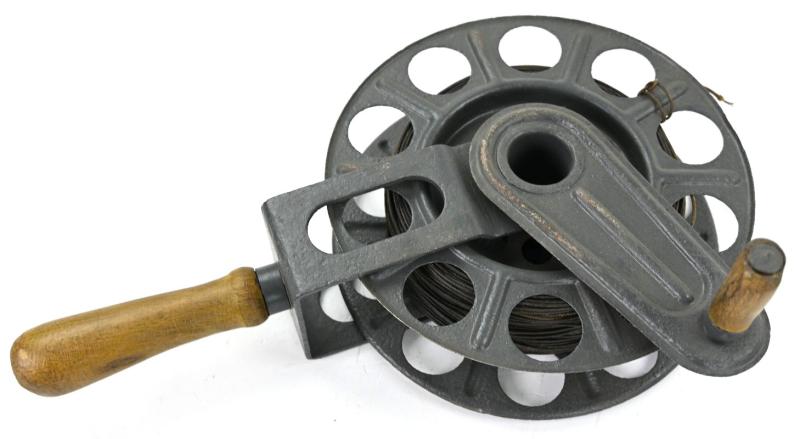 German WH Cable Reel with Cable