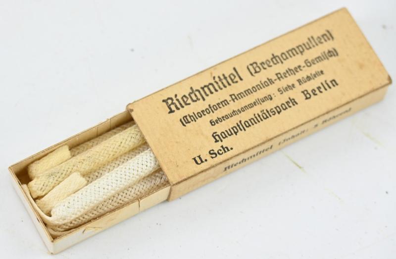 German Third Reich Medical 'Riechmittel' in box