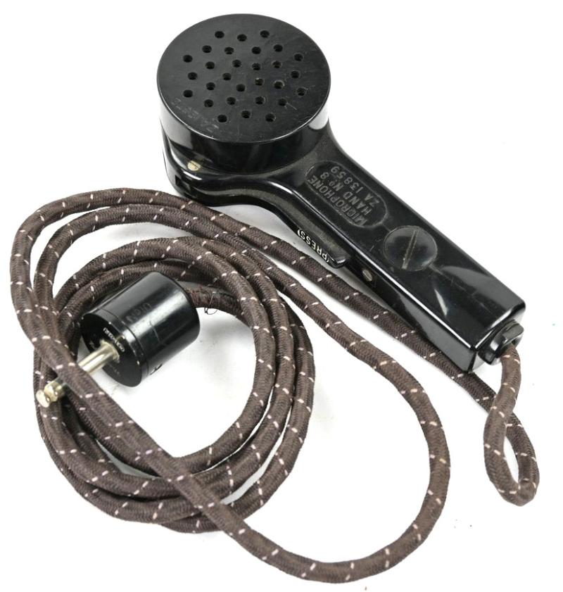 British WW2 Army Radio Hand Microphone No.8